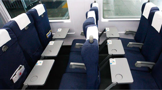 AD Solution: 高鐵"和諧號" - 創意貼