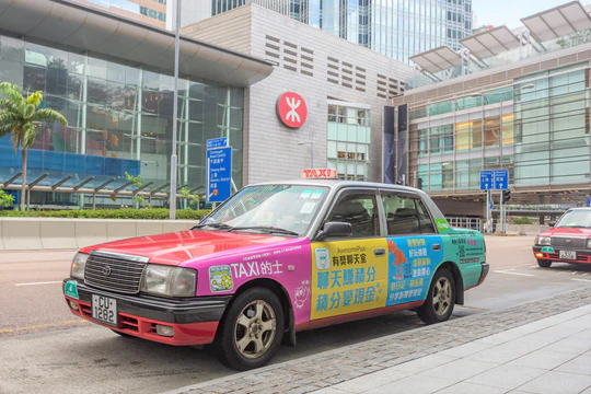 AD Solution: 的士廣告(30天) + Facebook 帖